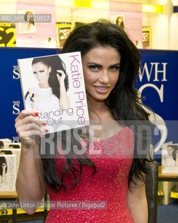 Katie Price / Jordan promoting her book Standing Out in WHSmith in Glasgow, 23/10/2009...copyright©John Linton/Writer Pictures/Rosebud2