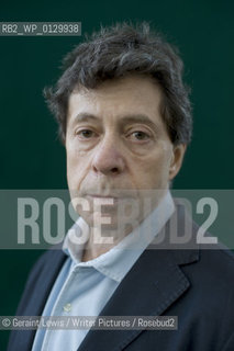 Richard Price, Novelist and oscar nominated writer of The Colour of Money, Clockers and episode writer for Television show The Wire at The Edinburgh International Book Festival 2009 ..Copyright©Geraint Lewis/Writer Pictures/Rosebud2