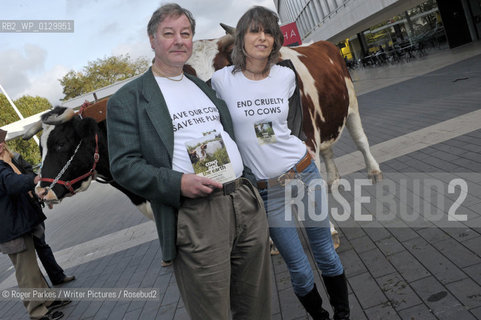 Chrissie Hynde joins author Ranchor Prime to launch Cows and the Earth: A Story of Kinder Dairy Farming ..copyright©Roger Parkes/Writer Pictures/Rosebud2