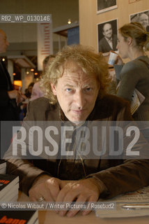 Image ID:  ..Paris Bookfair 2007 .Writer of Gang bang : Enquête sur la pornographie de la démolition; Avatars;  Eloge de la ruse.Copyright©Nicolas Wibaut/Writer Pictures/Rosebud2