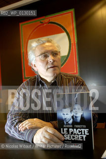 Image ID:  ..Paris Bookfair 2007 .Writer of Le pacte secret; Le Tournesol illustré; Le Fin Mot de lHistoire  .Copyright©Nicolas Wibaut/Writer Pictures/Rosebud2