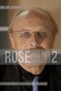 Image ID:  ..Paris Bookfair 2007 .Writer of Cest beau mais cest faux   .Copyright©Nicolas Wibaut/Writer Pictures/Rosebud2