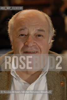 Image ID:  ..Paris Bookfair 2007 .Writer of France : un rêve de géant; Sagas maritimes : Cent ans darmateurs de France  .Copyright©Nicolas Wibaut/Writer Pictures/Rosebud2