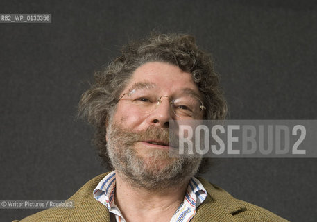 Craig Raine , Poet, Playwright,critic and lecturer. His recent work is on T S Eliot.CREDIT Geraint©Writer Pictures/Rosebud2