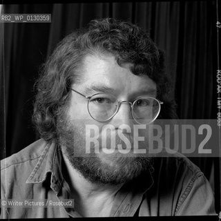 Craig Raine , Poet, Playwright,critic and lecturer. His recent work is on T S Eliot.CREDIT Geraint©Writer Pictures/Rosebud2