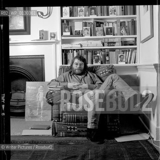 Craig Raine , Poet, Playwright,critic and lecturer. His recent work is on T S Eliot.CREDIT Geraint©Writer Pictures/Rosebud2