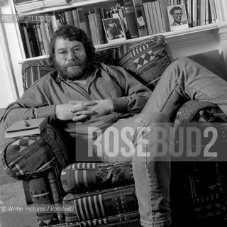 Craig Raine , Poet, Playwright,critic and lecturer. His recent work is on T S Eliot.CREDIT Geraint©Writer Pictures/Rosebud2