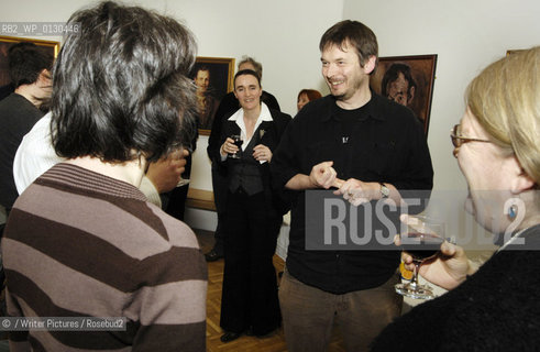 Ian Rankin Writers Workshop, National Library of Scotland, 05/04/08.Ian Rankin advises writers workshop members..©/Writer Pictures/Rosebud2