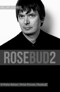 Ian Rankin arrives at Edinburgh University for a Gala Dinner..Copyright©Walter Neilson/Writer Pictures/Rosebud2