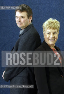 Ruth Rendell with Ian Rankin at the Edinburgh Book Festival, 15/08/07..©/Writer Pictures/Rosebud2