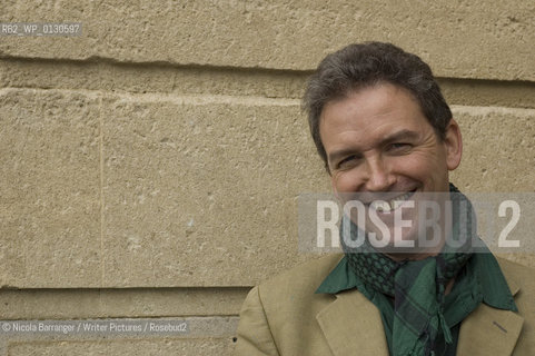 Nicholas Rankin author of Dead Mans Chest; Telegram from Guernica and Churchills Wizards....copyright©Nicola Barranger/Writer Pictures/Rosebud2