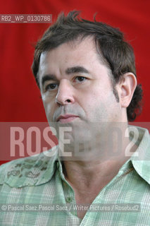 Writer and journalist Phil Rees, author of Dining with Terrorists and maker of many documentaries for the BBC, at the Edinburgh International Book Festival 2005...Copyright©Pascal Saez.Pascal Saez/Writer Pictures/Rosebud2