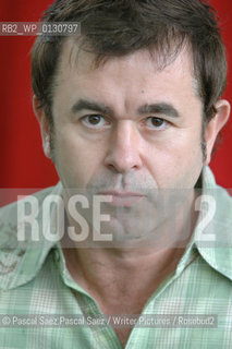 Writer and journalist Phil Rees, author of Dining with Terrorists and maker of many documentaries for the BBC, at the Edinburgh International Book Festival 2005...Copyright©Pascal Saez.Pascal Saez/Writer Pictures/Rosebud2