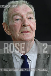 Scottish writer and poet Alastair Reid at the Edinburgh International Book Festival 2004..Copyright©Pascal Saez.Pascal Saez/Writer Pictures/Rosebud2