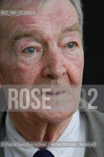 Scottish writer and poet Alastair Reid at the Edinburgh International Book Festival 2004..Copyright©Pascal Saez.Pascal Saez/Writer Pictures/Rosebud2