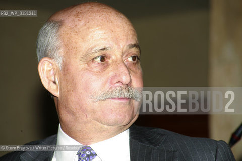 Prof. Jeremy Rifkin in Rome for 3 day workshop Towards Post-Carbon Era Press conference, Julius Caesar Hall, Campidoglio, Rome, Italy..copyright©Steve Bisgrove/Writer Pictures/Rosebud2