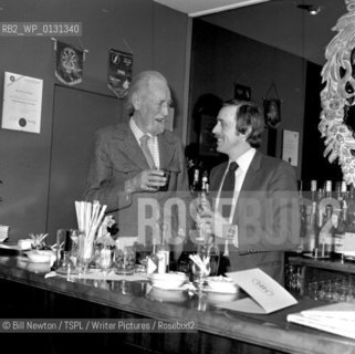 Scottish broadcaster, actor, journalist and writer Fyfe Robertson with Bruno Rafaelli (sp?) at Flappers Restaurant Edinburgh in April 1981...Copyright©Bill Newton/TSPL/Writer Pictures/Rosebud2