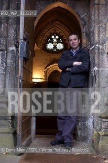 Ian Roberton, author.. ..copyright©Esme Allen/TSPL/Writer Pictures/Rosebud2