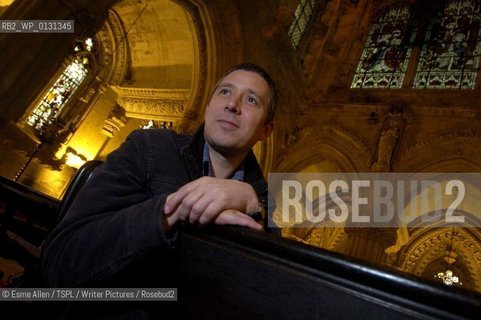 Ian Roberton, author.. ..copyright©Esme Allen/TSPL/Writer Pictures/Rosebud2