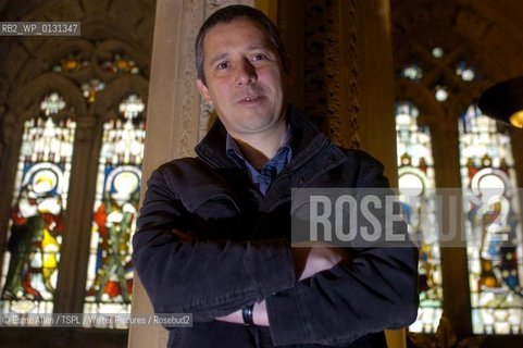 Ian Roberton, author.. ..copyright©Esme Allen/TSPL/Writer Pictures/Rosebud2