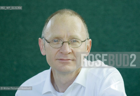 James Robertson Scottish  Writer shortlisted for the Booker Prize 2006. His new novel is©Writer Pictures/Rosebud2