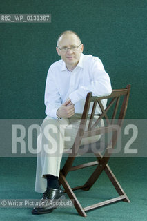 James Robertson Scottish  Writer shortlisted for the Booker Prize 2006. His new novel is©Writer Pictures/Rosebud2
