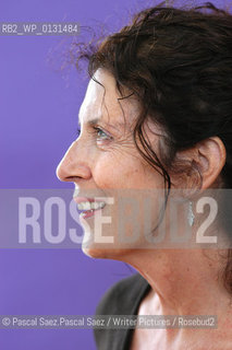 British Environmental and Peace activist and writer Anita Roddick, former Head of The Body Shop chain of beauty shops. Here at the Edinburgh International Book Festival 2004...Copyright©Pascal Saez.Pascal Saez/Writer Pictures/Rosebud2