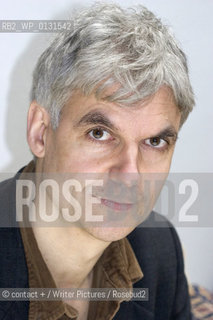 Stephen Romer, poet..©contact +/Writer Pictures/Rosebud2