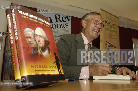 General Sir Michael Rose signs books at Edinburgh International Book Festival, 20/08/07..©/Writer Pictures/Rosebud2