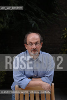 Salman Rushdie...Copyright©Andy Paradise/Writer Pictures/Rosebud2