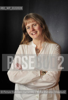Royal Mail Scottish Childrens Book Awards, Edinburgh, 24/11/09:.Children’s author Lari Don..©Picture from Colin Hattersley/Writer Pictures/Rosebud2
