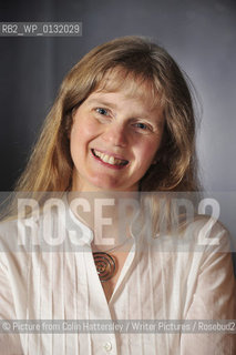 Royal Mail Scottish Childrens Book Awards, Edinburgh, 24/11/09:.Children’s author Lari Don..©Picture from Colin Hattersley/Writer Pictures/Rosebud2