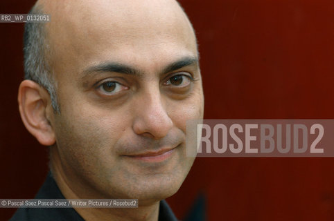 Pakistani-born scottish writer Suhayl Saadi at the Edinburgh International Book Festival 2004..Copyright©Pascal Saez.Pascal Saez/Writer Pictures/Rosebud2