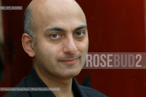 Pakistani-born scottish writer Suhayl Saadi at the Edinburgh International Book Festival 2004..Copyright©Pascal Saez.Pascal Saez/Writer Pictures/Rosebud2