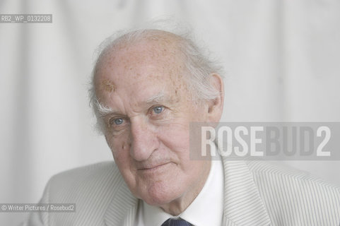 Anthony Sampson author  CREDIT Geraint Lewis
©Writer Pictures/Rosebud2