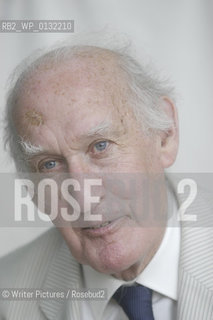 Anthony Sampson author  CREDIT Geraint Lewis
©Writer Pictures/Rosebud2