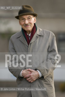 Professor Michael Samuels, who has just completed the 40 year writing of the Historical Thesaurus of the Oxford English Dictionary. Pictures at Glasgow University, 22/10/2009...copyright©John Linton/Writer Pictures/Rosebud2