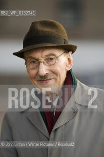 Professor Michael Samuels, who has just completed the 40 year writing of the Historical Thesaurus of the Oxford English Dictionary. Pictures at Glasgow University, 22/10/2009...copyright©John Linton/Writer Pictures/Rosebud2