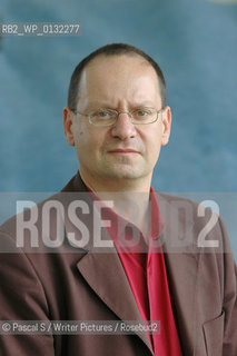 26 August 2005-Edinburgh, UK- British writer and expert on international law Philippe Sands. He has claimed that the planned invasion of Iraq was illegal, and that US and UK foreign policy are often in contravention of international law...Copyright©Pascal S/Writer Pictures/Rosebud2