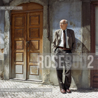 José Saramago.Nobel Prize-winning author.photographed in Lisbon, Portugal..Copyright©Christina Fallara/Writer Pictures/Rosebud2