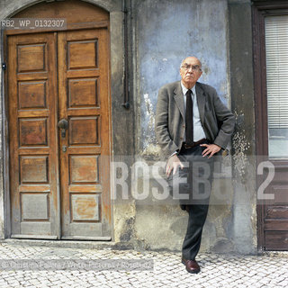 José Saramago.Nobel Prize-winning author.photographed in Lisbon, Portugal..Copyright©Christina Fallara/Writer Pictures/Rosebud2