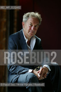 British writer and historian Simon Schama at the Edinburgh International Book Festival...Copyright©Pascal Saez/Writer Pictures/Rosebud2
