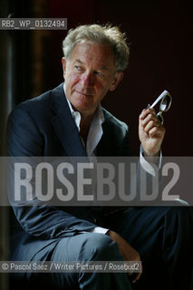 British writer and historian Simon Schama at the Edinburgh International Book Festival...Copyright©Pascal Saez/Writer Pictures/Rosebud2