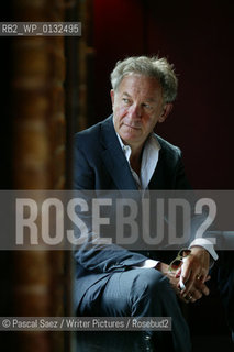 British writer and historian Simon Schama at the Edinburgh International Book Festival...Copyright©Pascal Saez/Writer Pictures/Rosebud2
