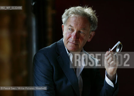 British writer and historian Simon Schama at the Edinburgh International Book Festival...Copyright©Pascal Saez/Writer Pictures/Rosebud2