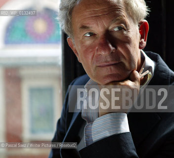 British writer and historian Simon Schama at the Edinburgh International Book Festival...Copyright©Pascal Saez/Writer Pictures/Rosebud2