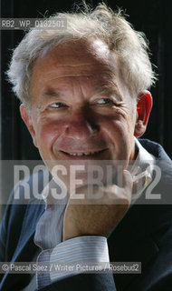 British writer and historian Simon Schama at the Edinburgh International Book Festival...Copyright©Pascal Saez/Writer Pictures/Rosebud2