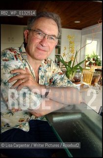 Simon Schama..copyright©Lisa Carpenter/Writer Pictures/Rosebud2