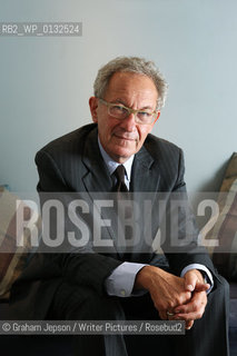 Simon Schama, Historian, photographed in London..copyright©Graham Jepson/Writer Pictures/Rosebud2