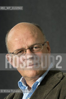 Michael Schmidt , Professor at Glasgow University and publisher of Poetry . CREDIT Geraint Lew©Writer Pictures/Rosebud2